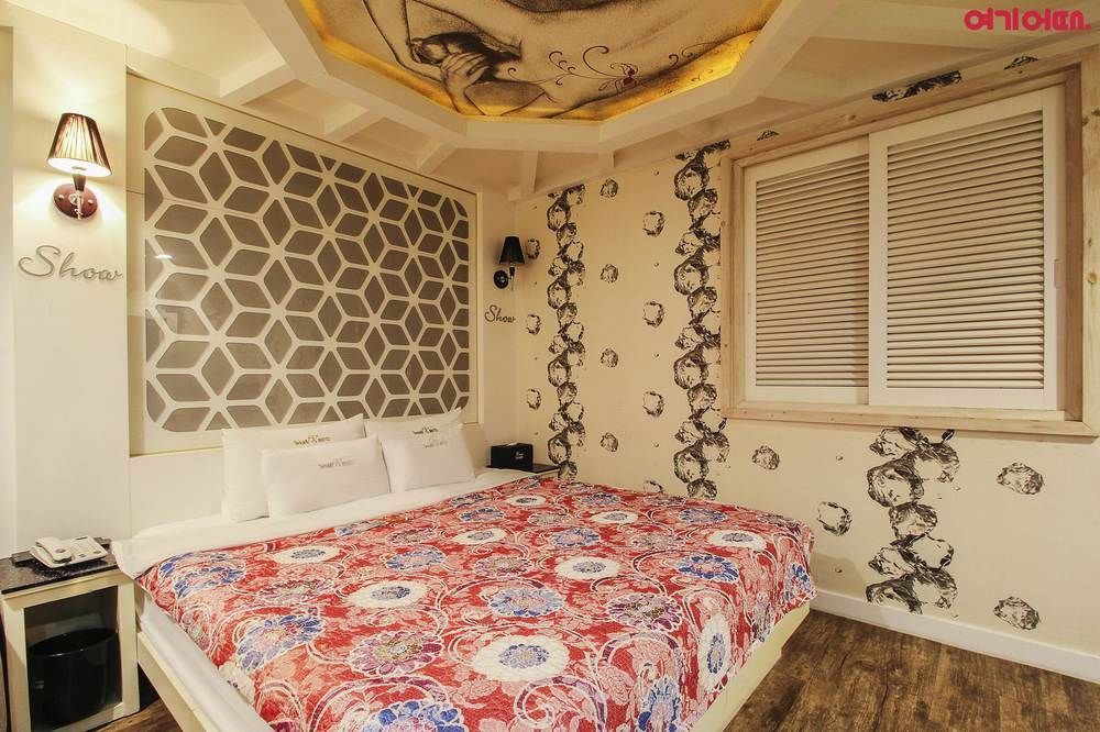 Show Hotel Пусан Екстер'єр фото